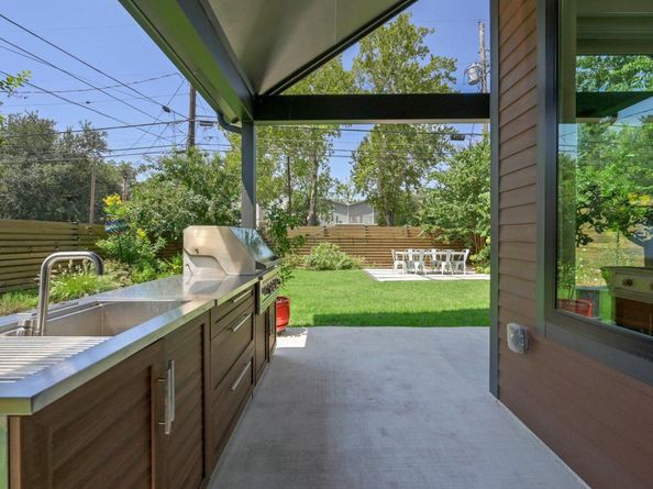 3602 Thompson ST, Austin TX 78702