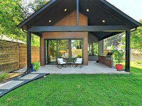 3602 Thompson ST, Austin TX 78702