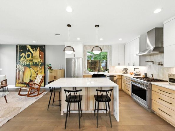 3602 Thompson ST, Austin TX 78702