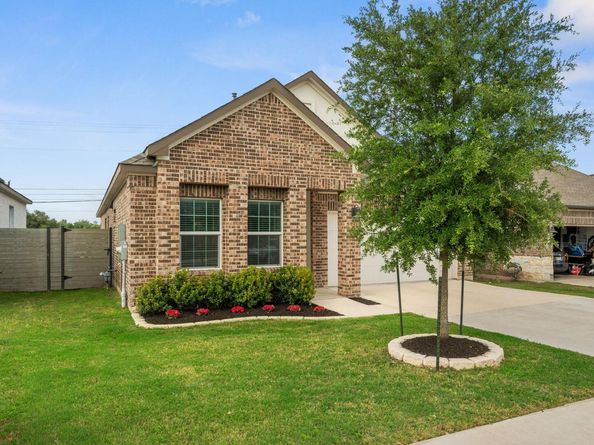 124 Flint Mountain RD, Georgetown TX 78628