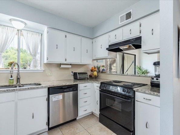 500 E Riverside DR 264, Austin TX 78704