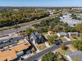 6620 Isabelle DR B, Austin TX 78752