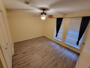 1015 E Yager LN 69, Austin TX 78753