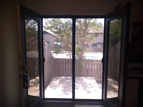 1015 E Yager LN 69, Austin TX 78753