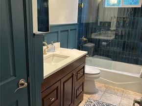 317 Hurst Creek RD, Lakeway TX 78734