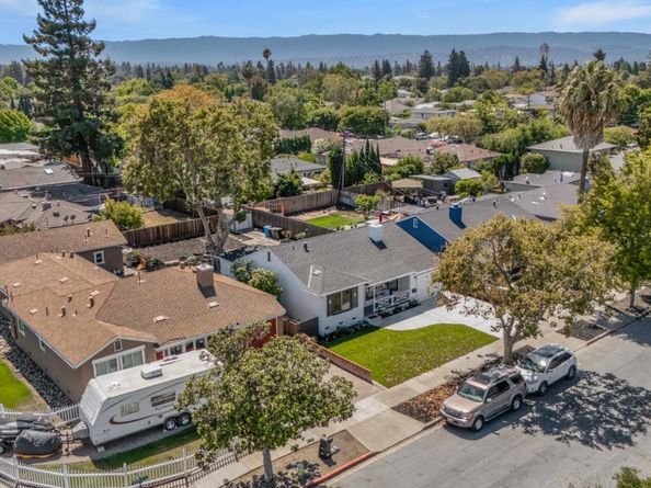 3616 Hoover Street, Redwood City CA 94063