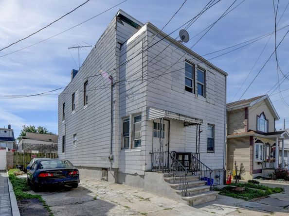 1617 78th St, North Bergen NJ 07047