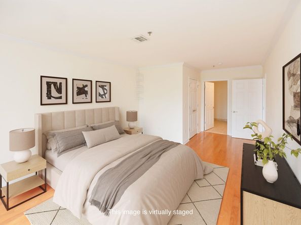 659 1st St 413, Hoboken NJ 07030