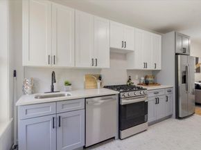 121 41st St 4, Union City NJ 07087