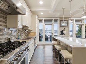 119 Hudson Cove, Edgewater NJ 07020