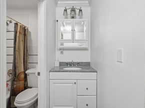 278 Monmouth St 2L, Jersey City NJ 07302