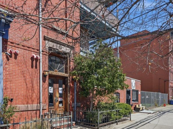 278 Monmouth St 2L, Jersey City NJ 07302