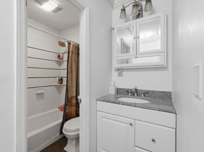 278 Monmouth St 2L, Jersey City NJ 07302