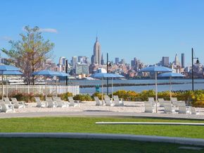 20 Newport Parkway 1812, Jersey City NJ 07310