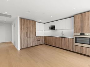 387 8th St 3B, Jersey City NJ 07302