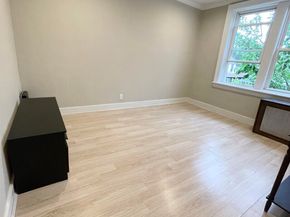 18 74th St D5, North Bergen NJ 07047