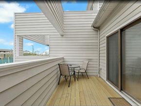815 Topsail Lane 815, Secaucus NJ 07094