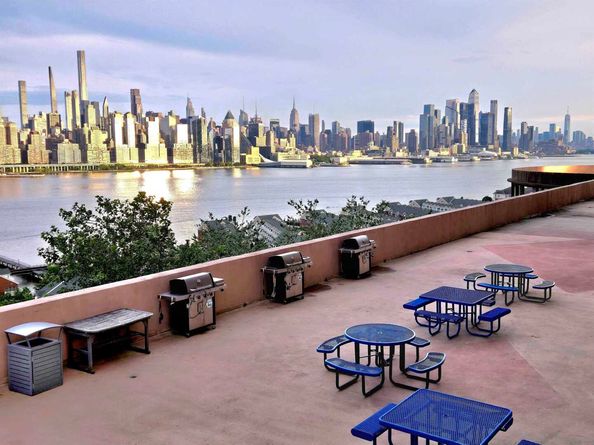 6600 Blvd East 16B, West New York NJ 07093