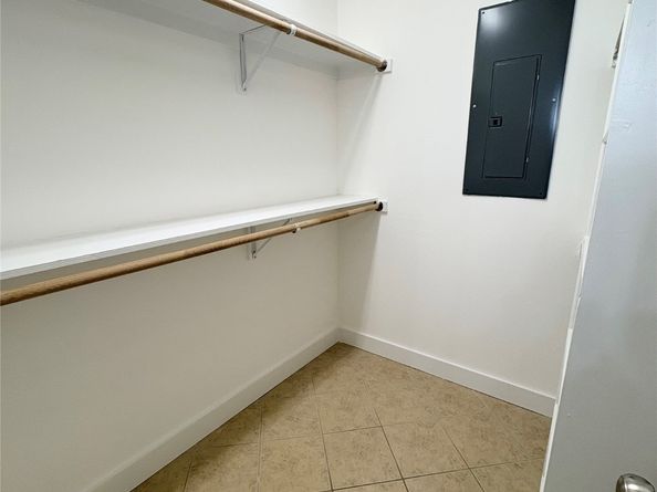 2800 Jeanetta Street 408, Houston TX 77063