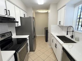 2800 Jeanetta Street 408, Houston TX 77063