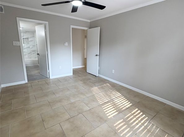 2800 Jeanetta Street 408, Houston TX 77063