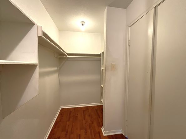 11280 Braes Forest Drive 105, Houston TX 77071