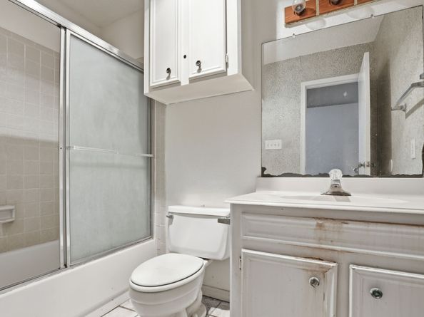 11280 Braes Forest Drive 105, Houston TX 77071