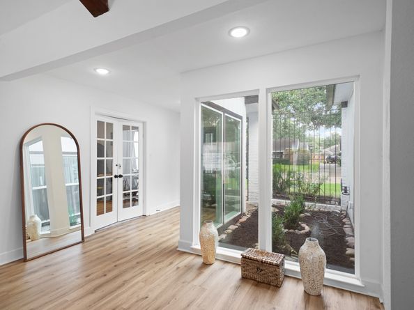 10031 Inwood Drive, Houston TX 77042