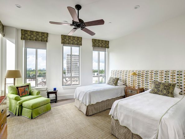 2325 Welch Street 705, Houston TX 77019