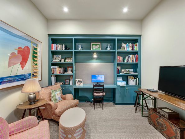 2325 Welch Street 705, Houston TX 77019