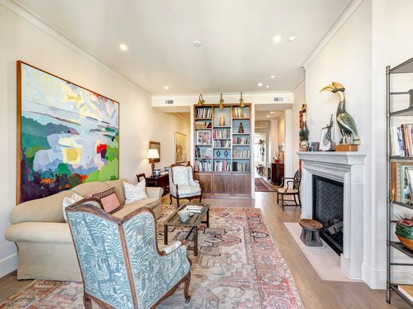 2325 Welch Street 705, Houston TX 77019