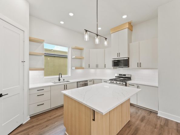 1946 Purswell Road, Houston TX 77055