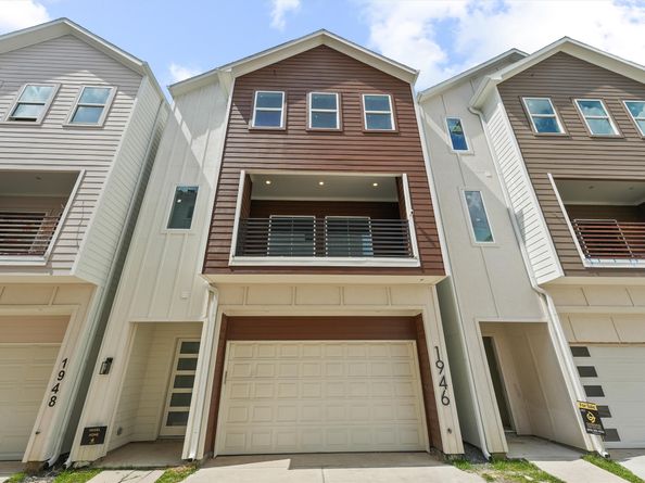 1946 Purswell Road, Houston TX 77055