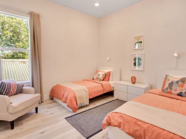 5908 Saint Augustine Street Street F, Houston TX 77021