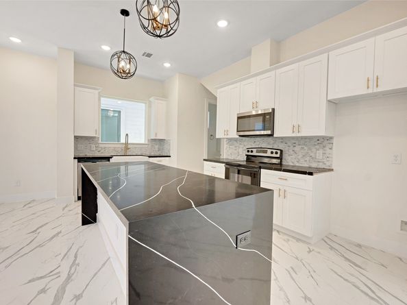 5908 Saint Augustine Street Street F, Houston TX 77021