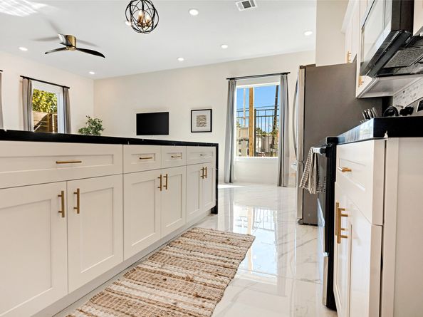 5908 Saint Augustine Street Street F, Houston TX 77021