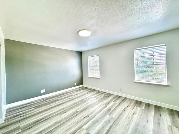 11127 Village Bend Lane 1127, Houston TX 77072