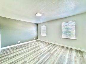 11127 Village Bend Lane 1127, Houston TX 77072