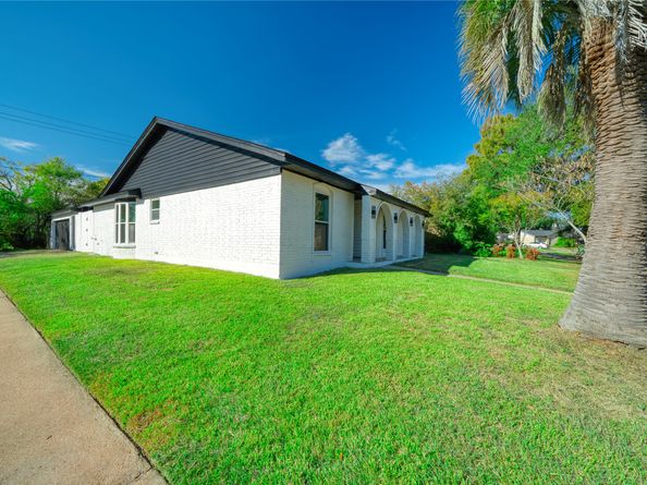 8114 Pella Drive, Houston TX 77036