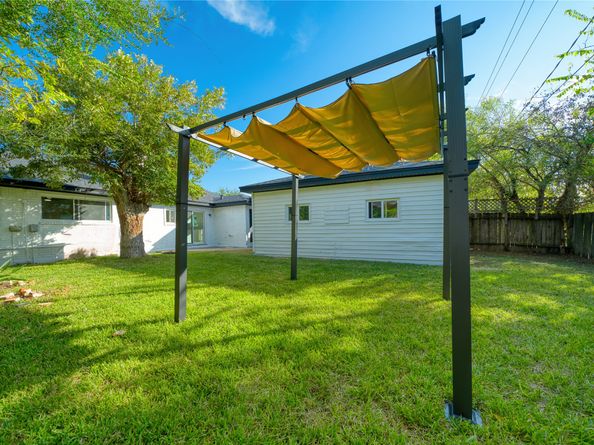 8114 Pella Drive, Houston TX 77036