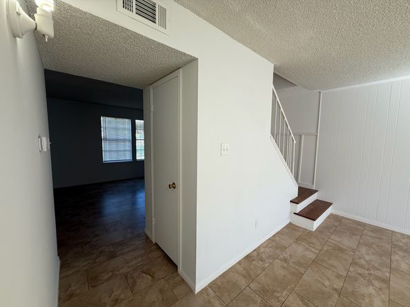 10372 Hammerly Boulevard 25, Houston TX 77043