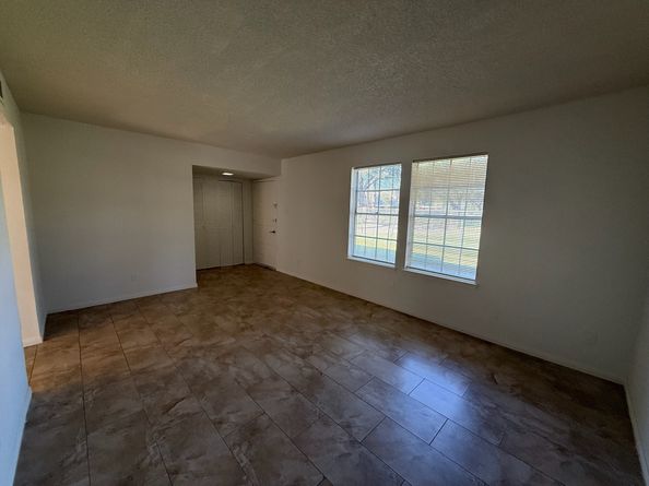 10372 Hammerly Boulevard 25, Houston TX 77043