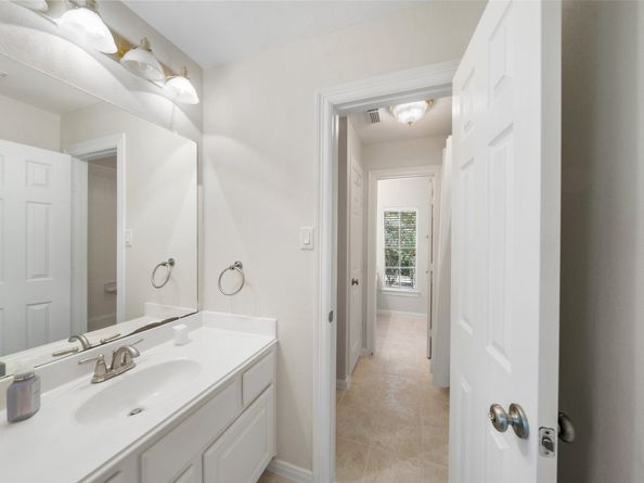 2 N Chantsong Circle, The Woodlands TX 77382