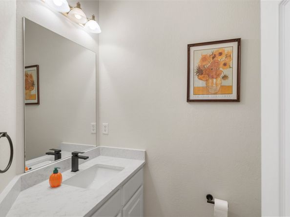 2 N Chantsong Circle, The Woodlands TX 77382