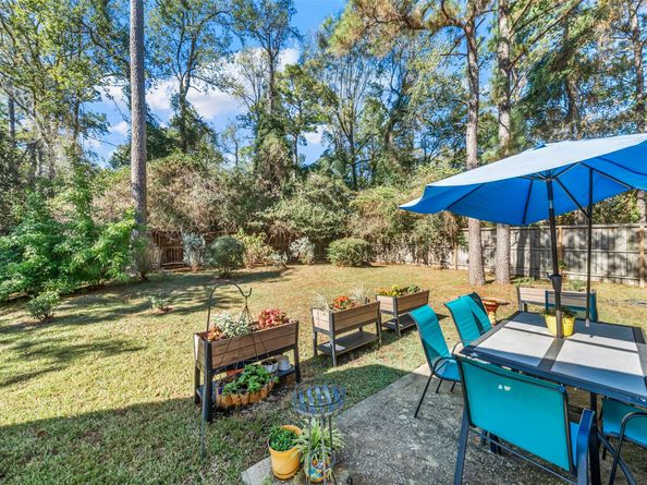 2 N Chantsong Circle, The Woodlands TX 77382