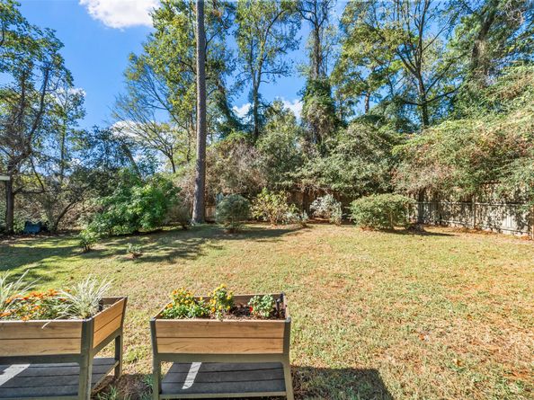 2 N Chantsong Circle, The Woodlands TX 77382