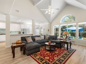 2 N Chantsong Circle, The Woodlands TX 77382