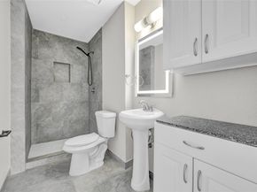 11871 Algonquin Drive, Houston TX 77089