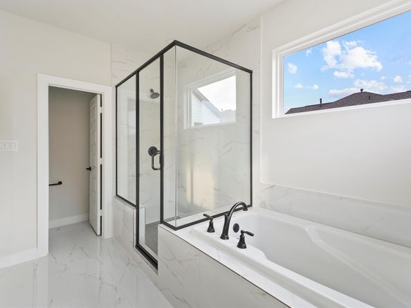 4830 Pinemont Drive, Houston TX 77091