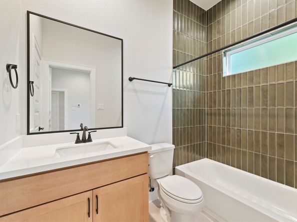 4830 Pinemont Drive, Houston TX 77091